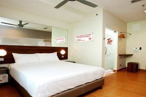 โรงแรมทูนโกตาบารูซิตี้เซนเตอ์เกลาตัน ภายนอก รูปภาพ
